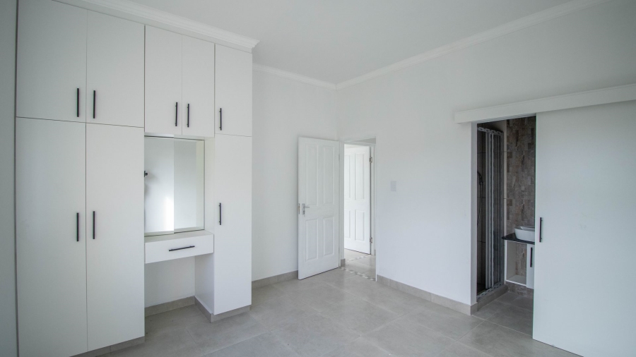 3 Bedroom Property for Sale in Fraaiuitsig Western Cape